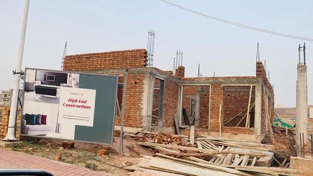 L Block placeholder 5